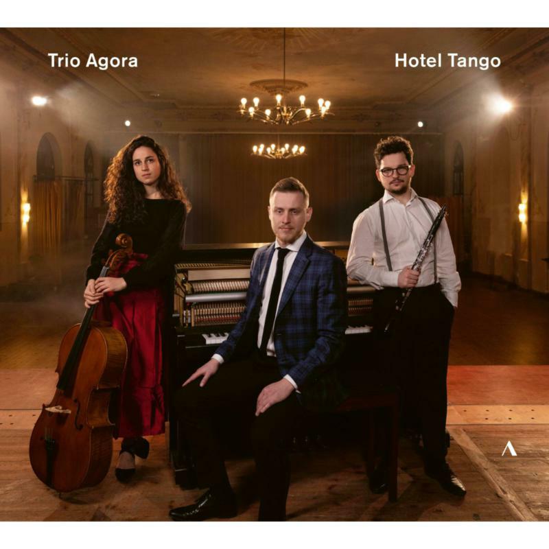 Picture of Trio Agora - Hotel Tango