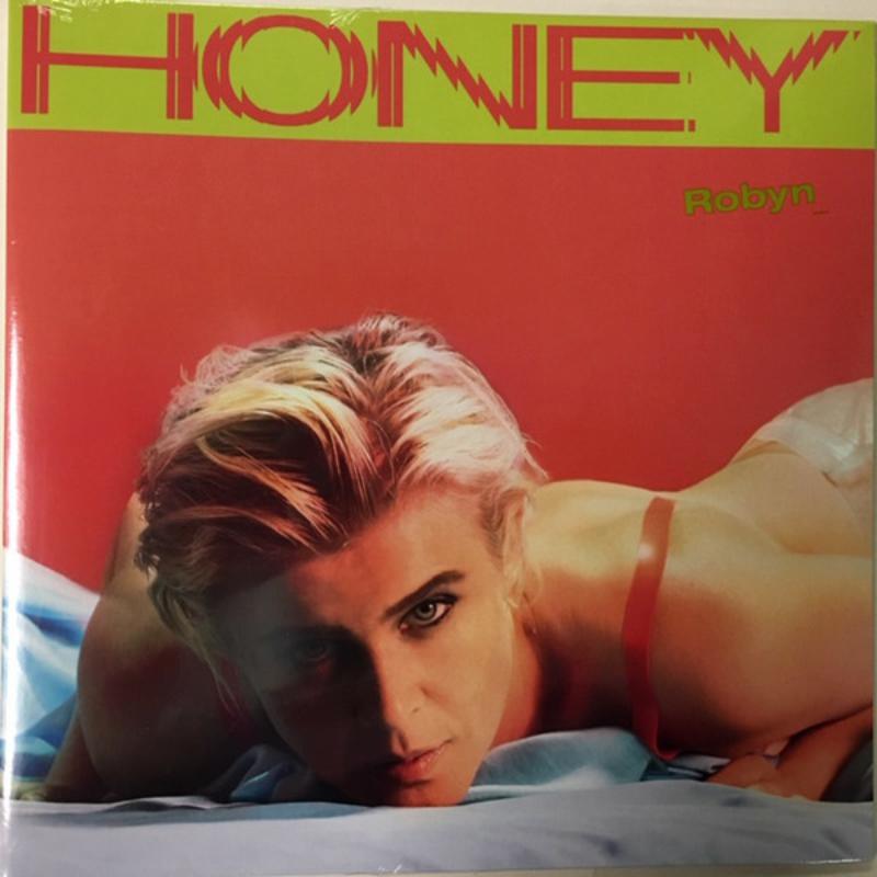 Picture of Robyn - Honey