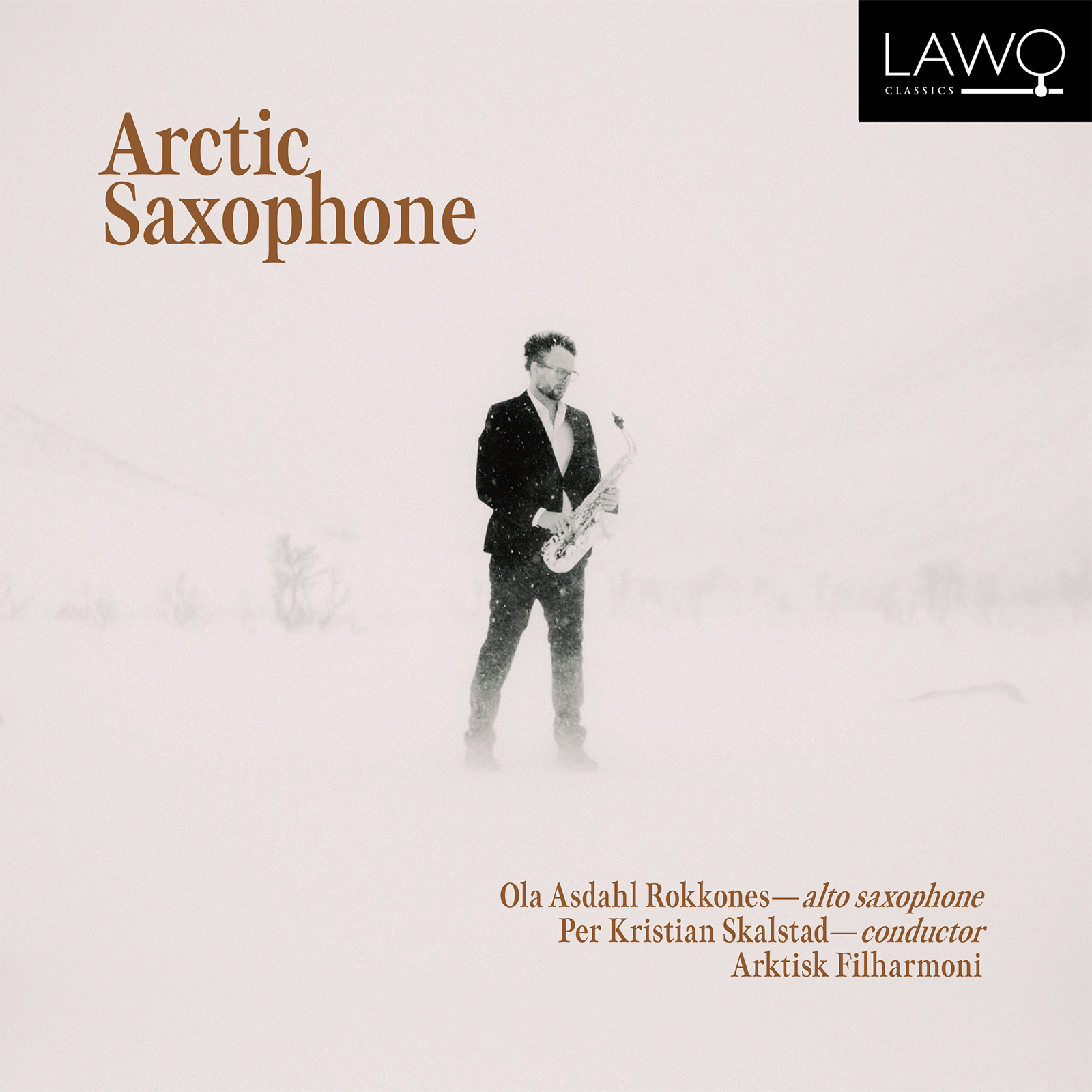 Picture of Ola Asdahl Rokkones (alto saxophone), Arktisk Filharmoni, Per Kristian Skalstad (conductor) - Arctic Saxophone