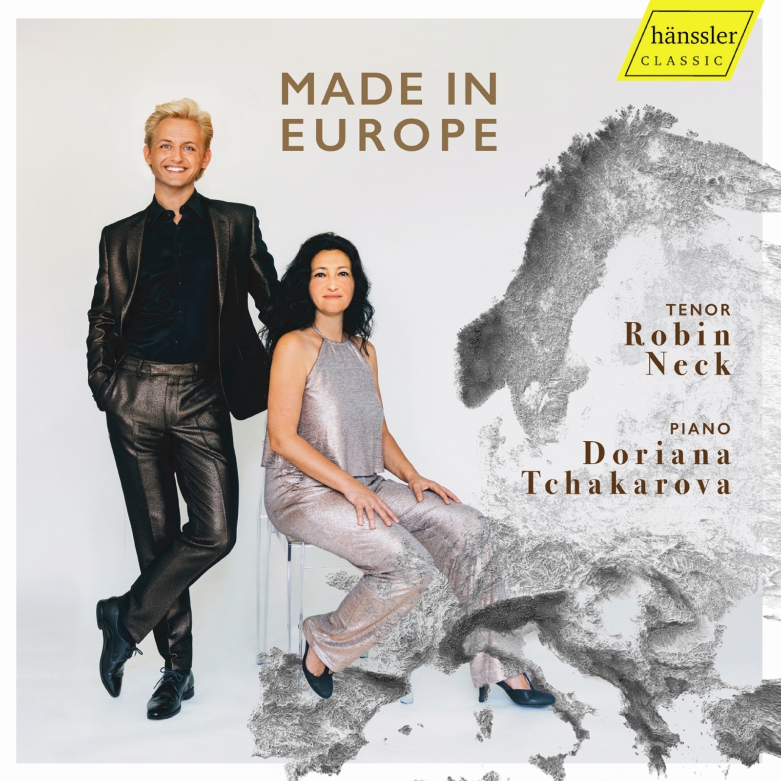 Picture of Robin Neck; Doriana Tchakarova - Made in Europe